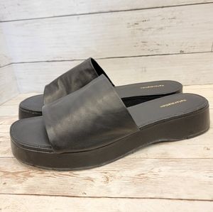 NWOB Reformation Rue slide sandals in black leather